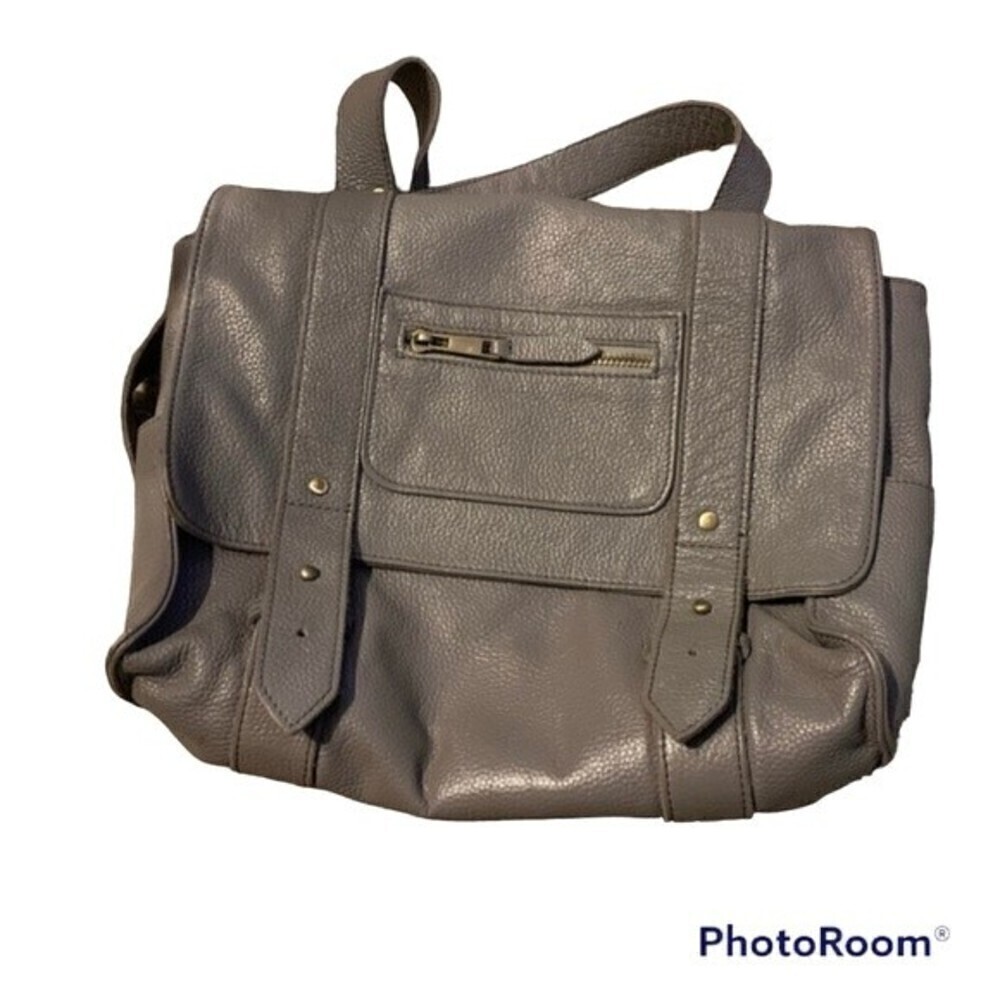 - Anthropologie VERO Verto Gray Pebbled Leather Convertible Messenger Back…